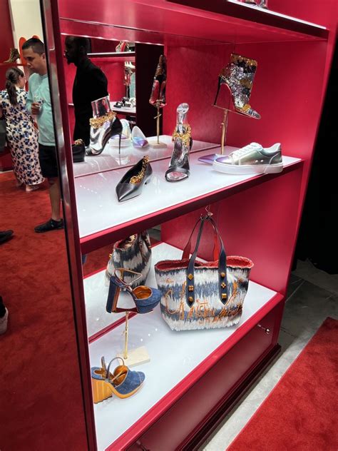 Christian Louboutin Sawgrass Mills Outlet.